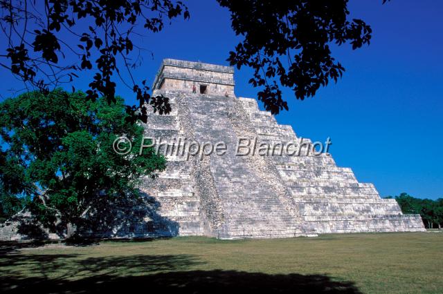 mexique 22.JPG - Pyramide de Kukulkan (el Castillo)Chichen Itza, Yucatan, Mexique